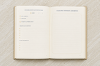 Carnet Ce que Dieu m'enseigne, coloris Beige — présentation du carnet